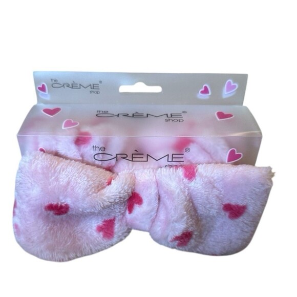 NWT  The Creme Shop Teddy Headband  Plush Spa Headbandn Pink w/ Hearts - Picture 1 of 3